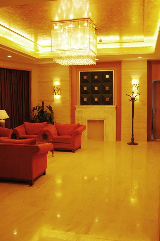 Xiongchu International Hotel Ухань Экстерьер фото